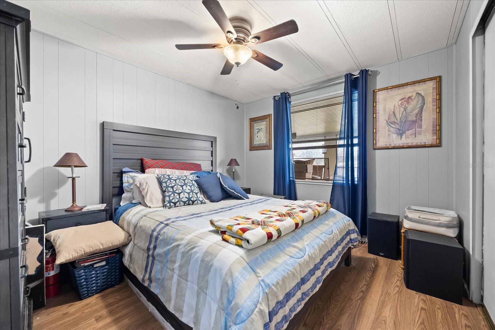 Image 19 of 45 For 2129 Oak Grove Drive 58