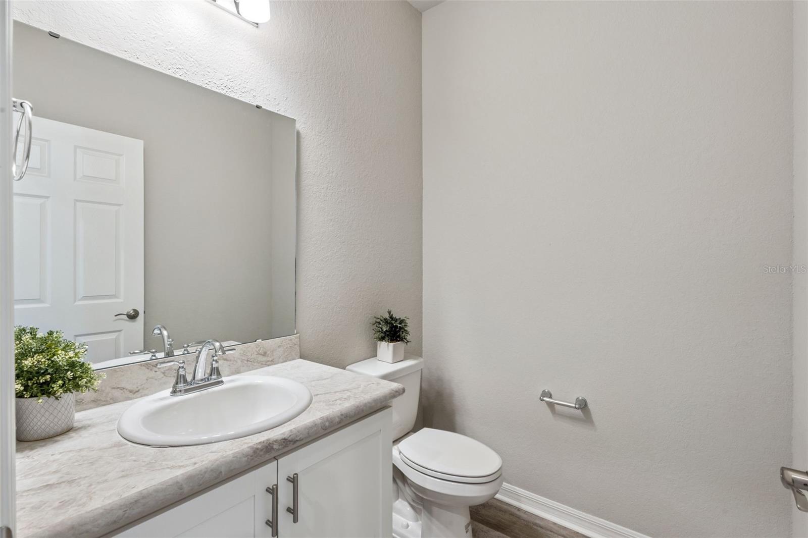 Image 26 of 57 For 469 Silverbell Trail