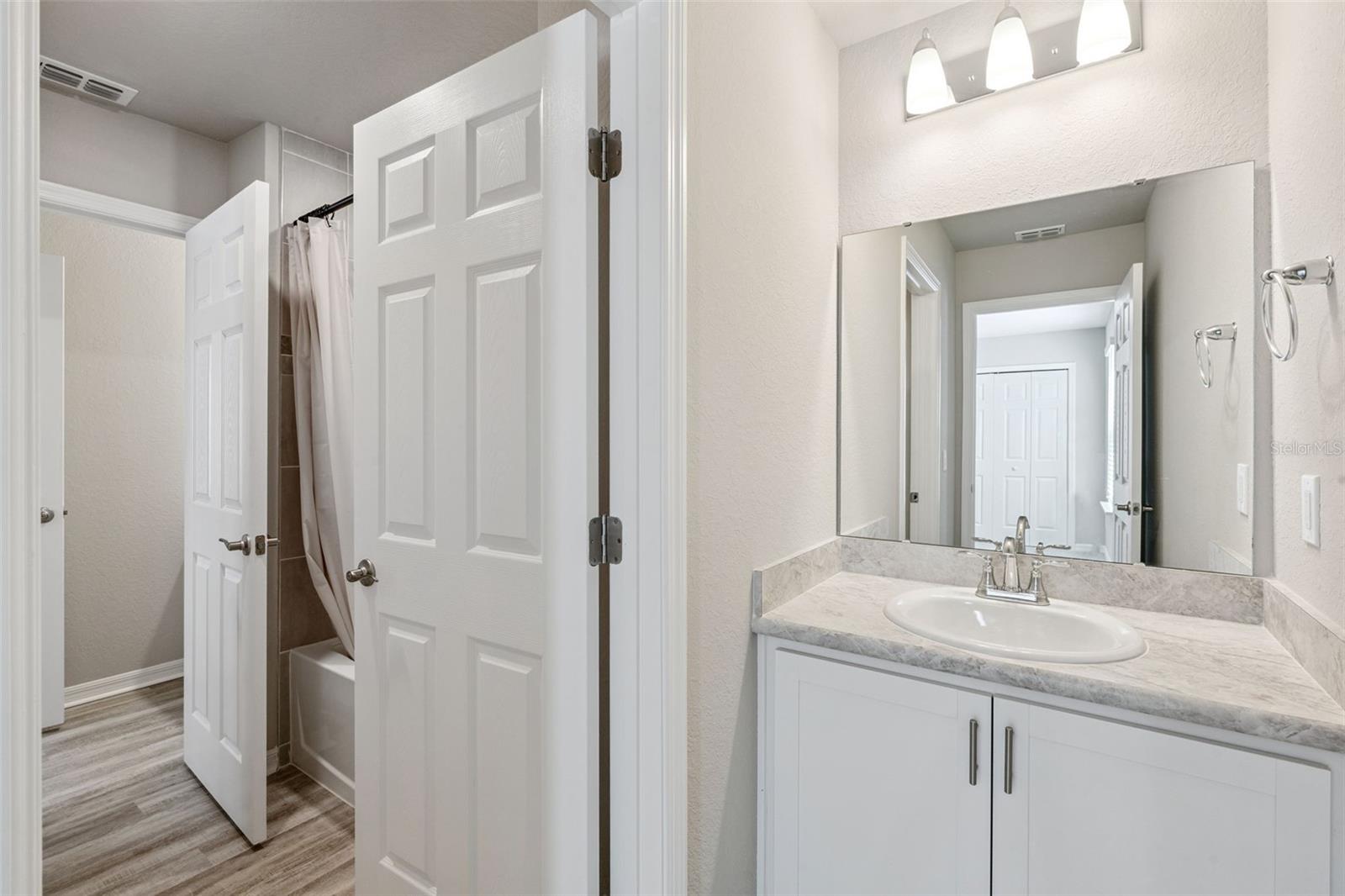 Image 36 of 57 For 469 Silverbell Trail