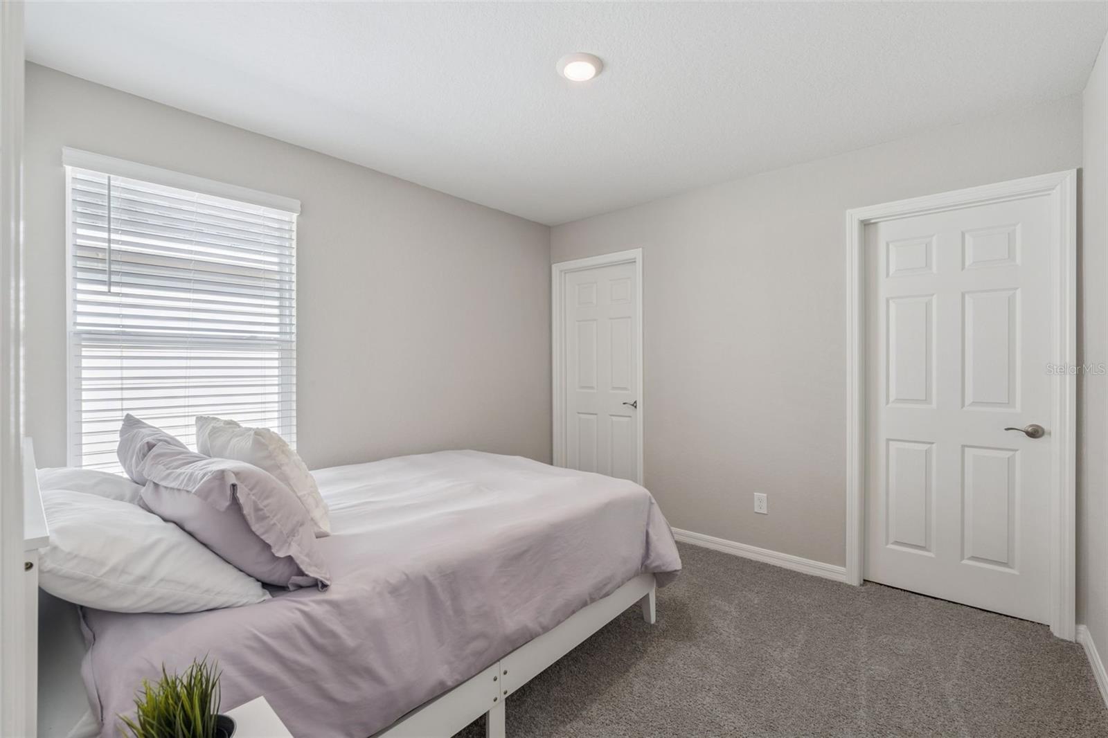 Image 40 of 57 For 469 Silverbell Trail