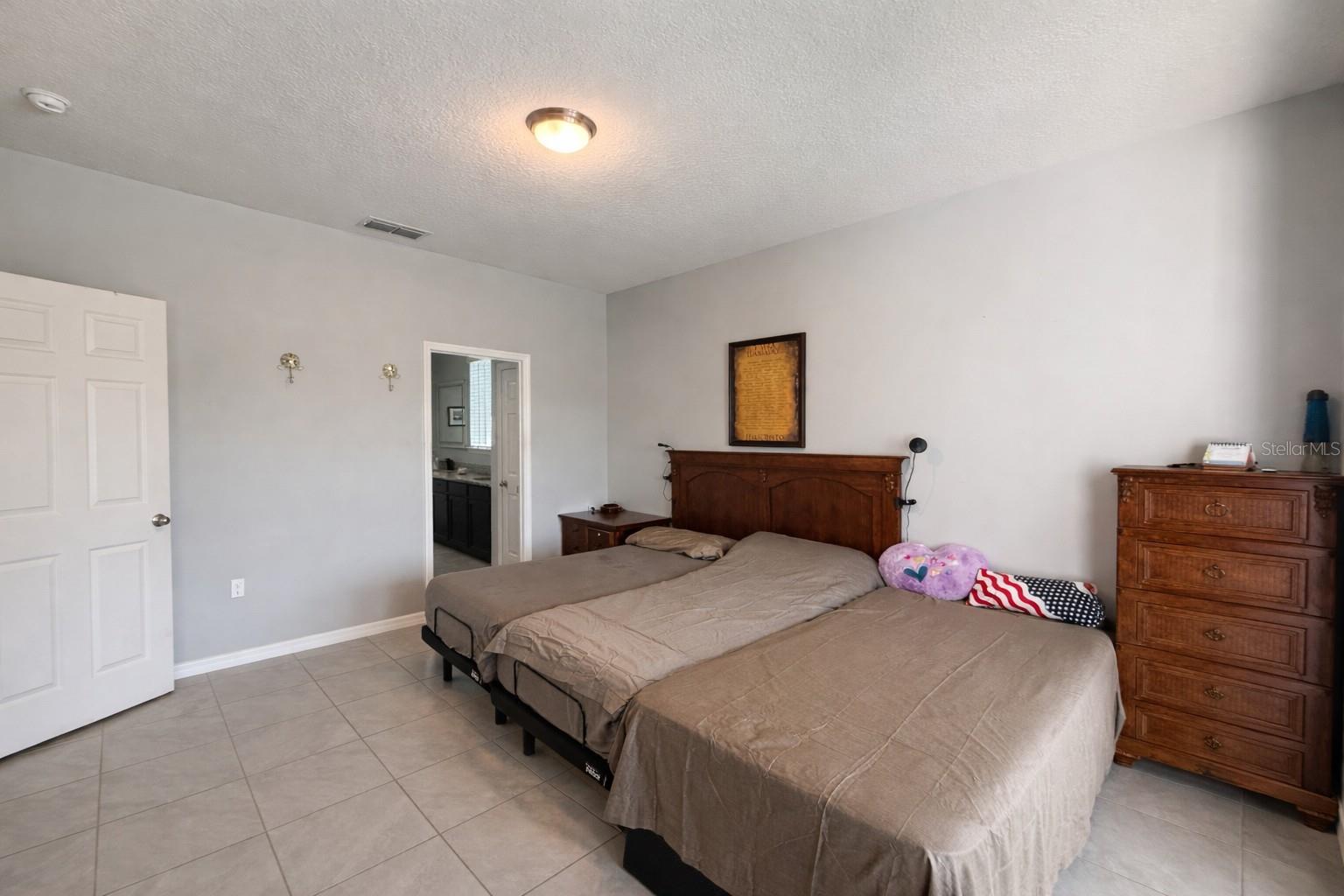 Image 15 of 36 For 4054 Pindo Palm Ln