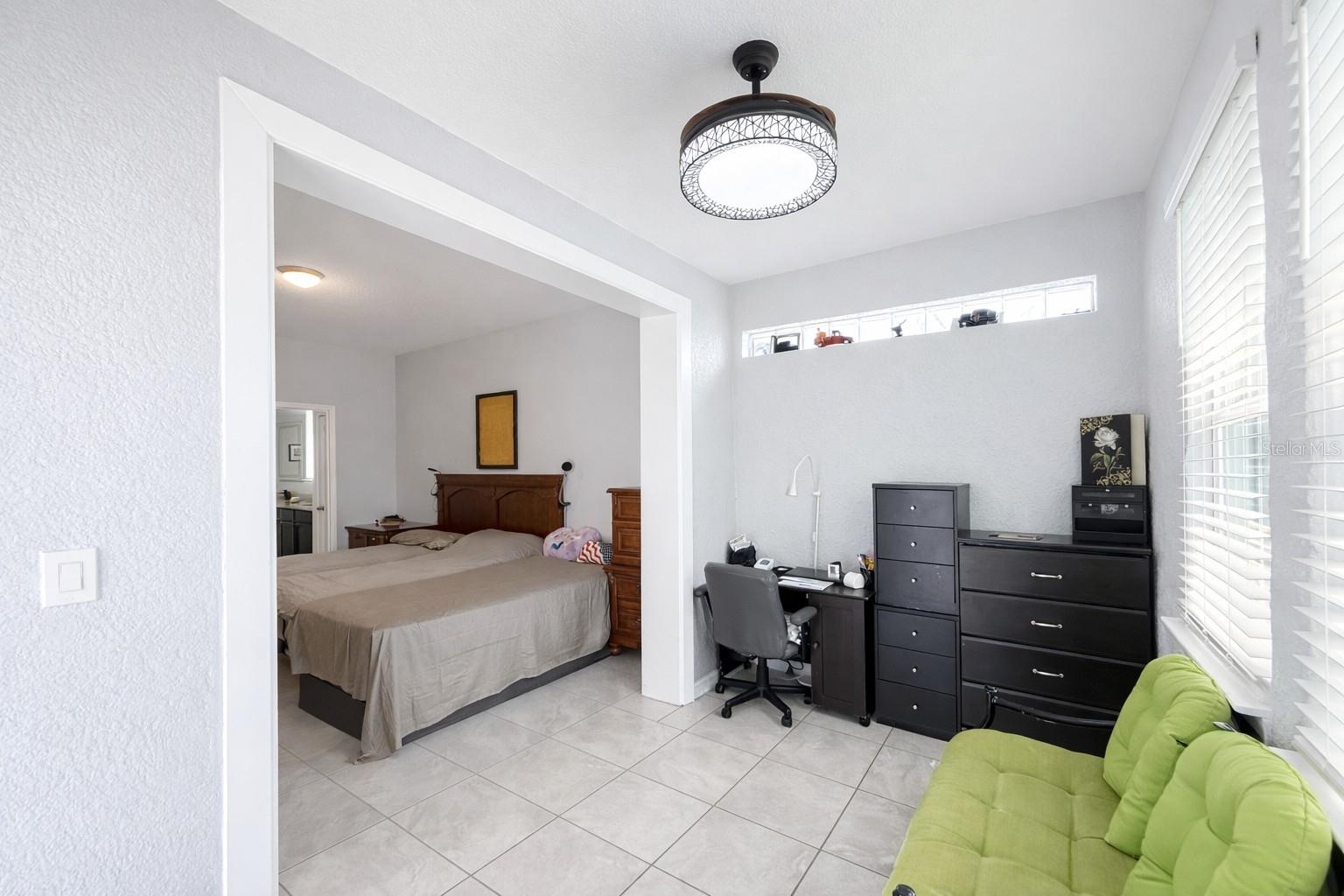 Image 17 of 36 For 4054 Pindo Palm Ln