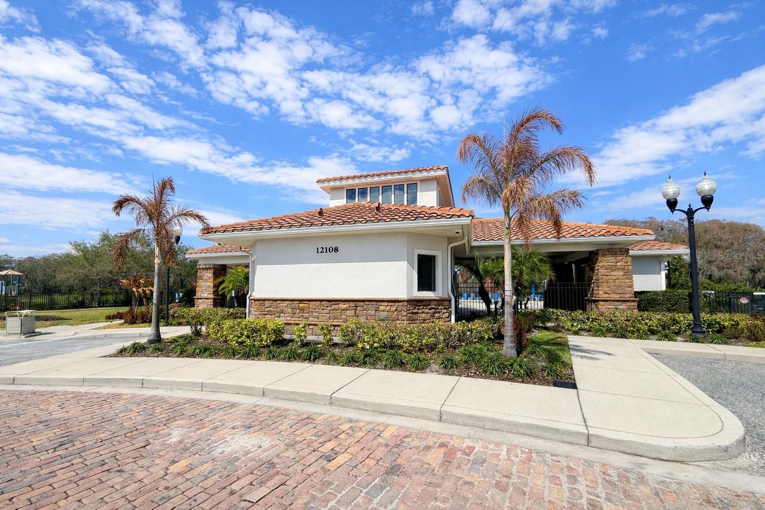 Image 32 of 36 For 4054 Pindo Palm Ln