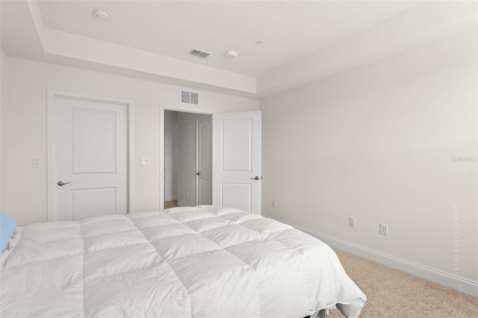 Image 26 of 42 For 7521 Laureate Boulevard 5308