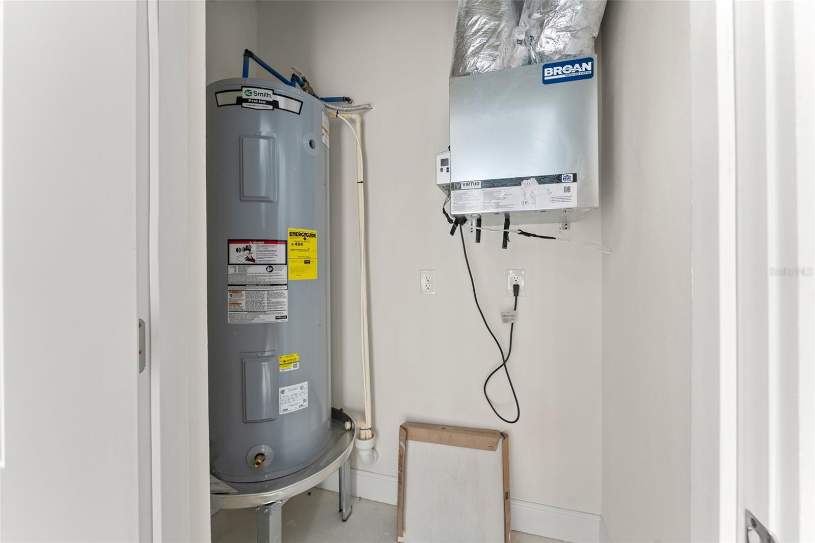 Image 32 of 42 For 7521 Laureate Boulevard 5308