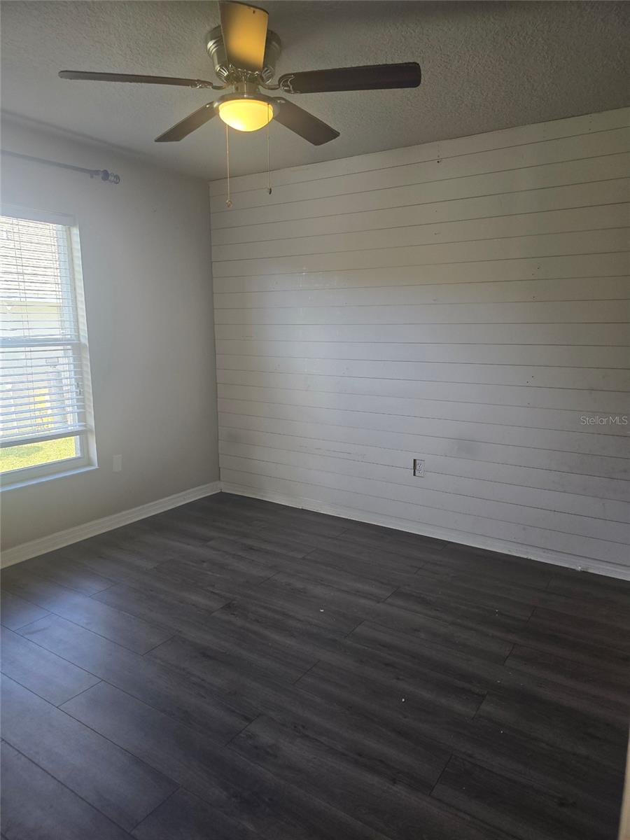 Image 22 of 48 For 671 Cadillac Drive