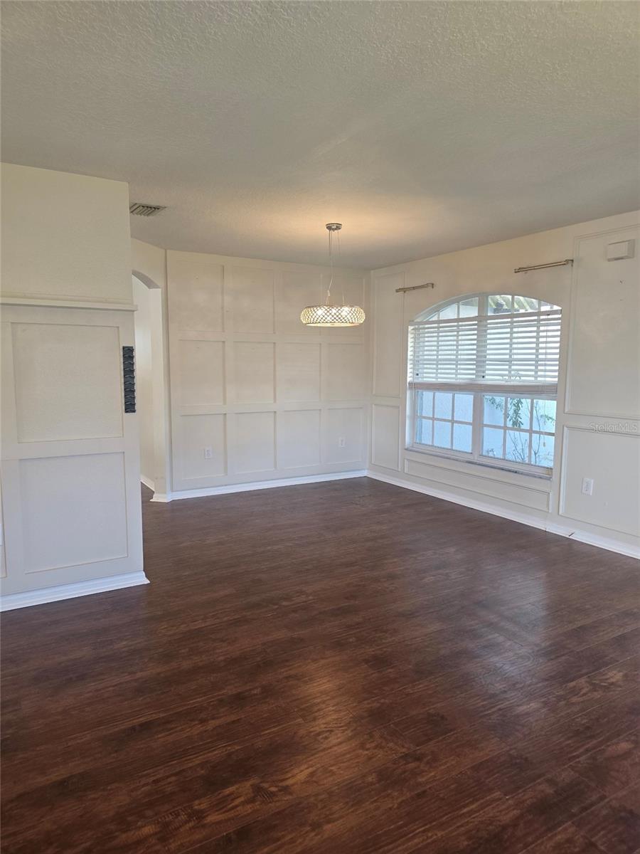 Image 4 of 48 For 671 Cadillac Drive