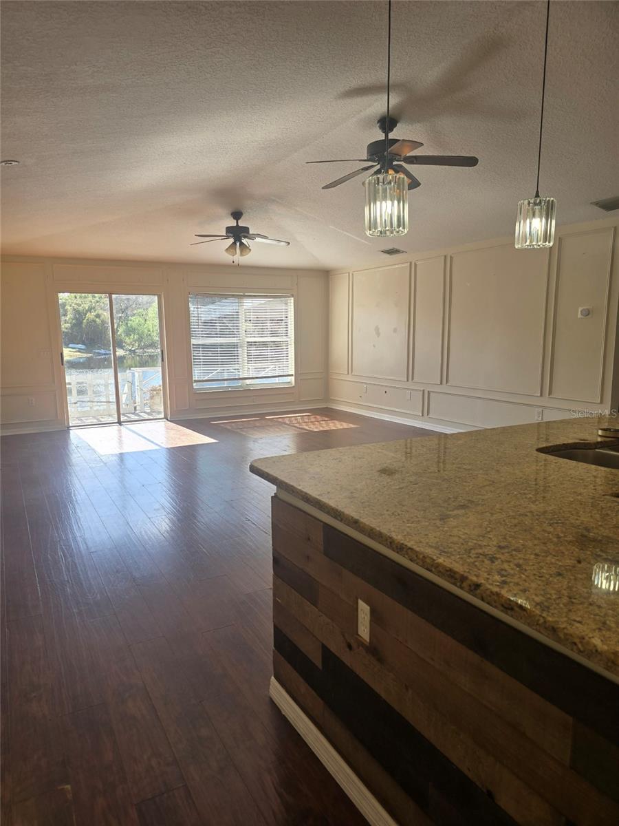 Image 7 of 48 For 671 Cadillac Drive