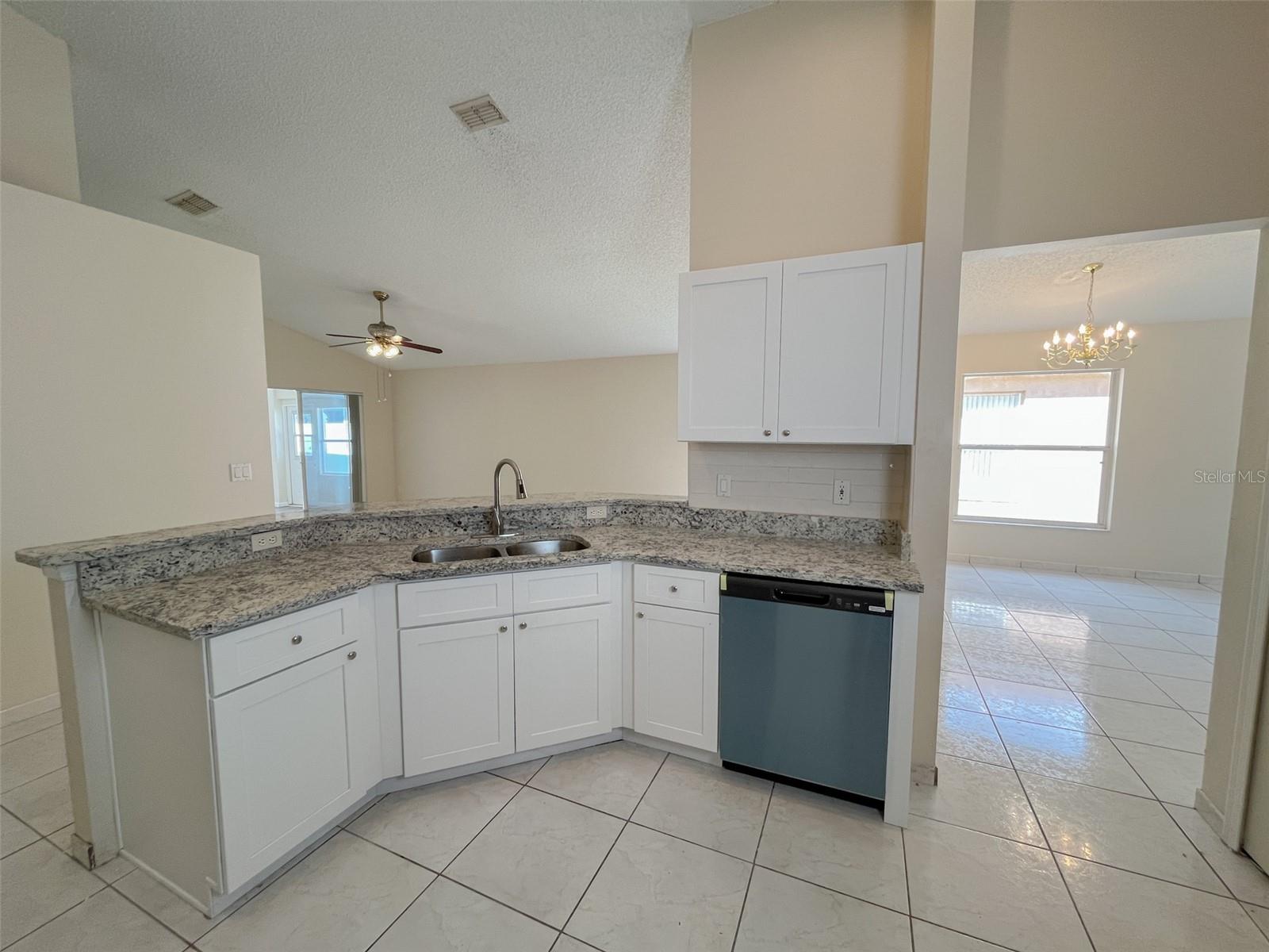 Image 16 of 38 For 1902 Palmetto Pine Lane