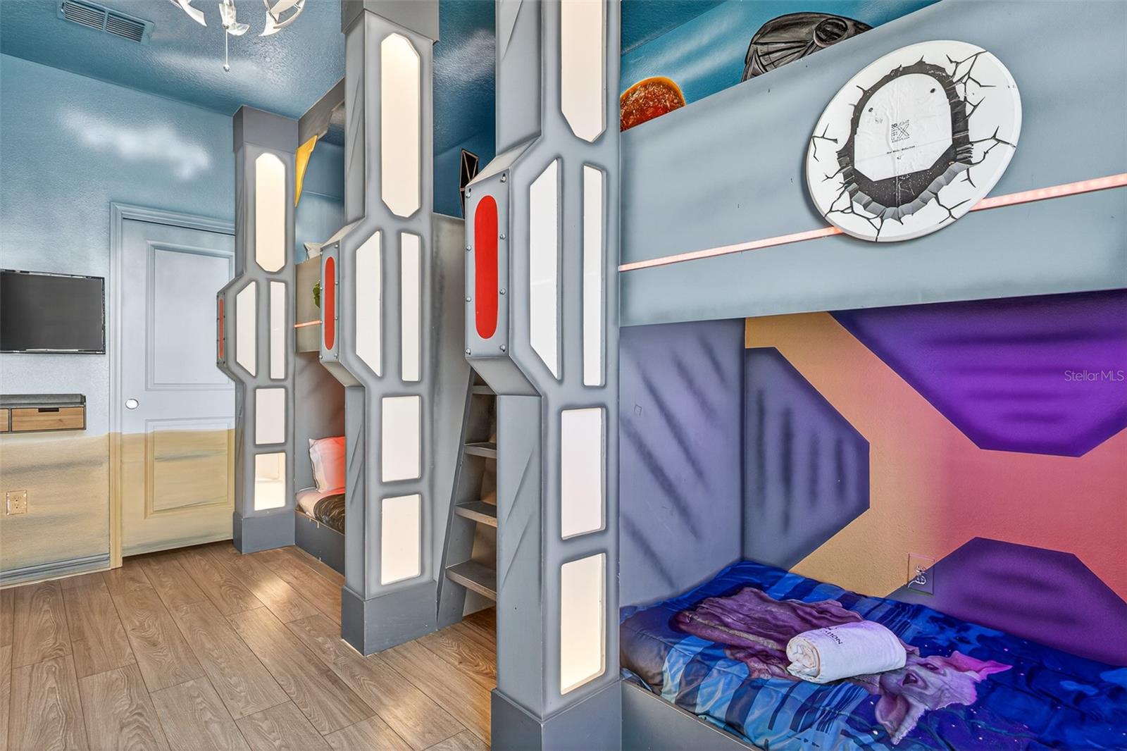 Image 10 of 67 For 3711 Lana Avenue