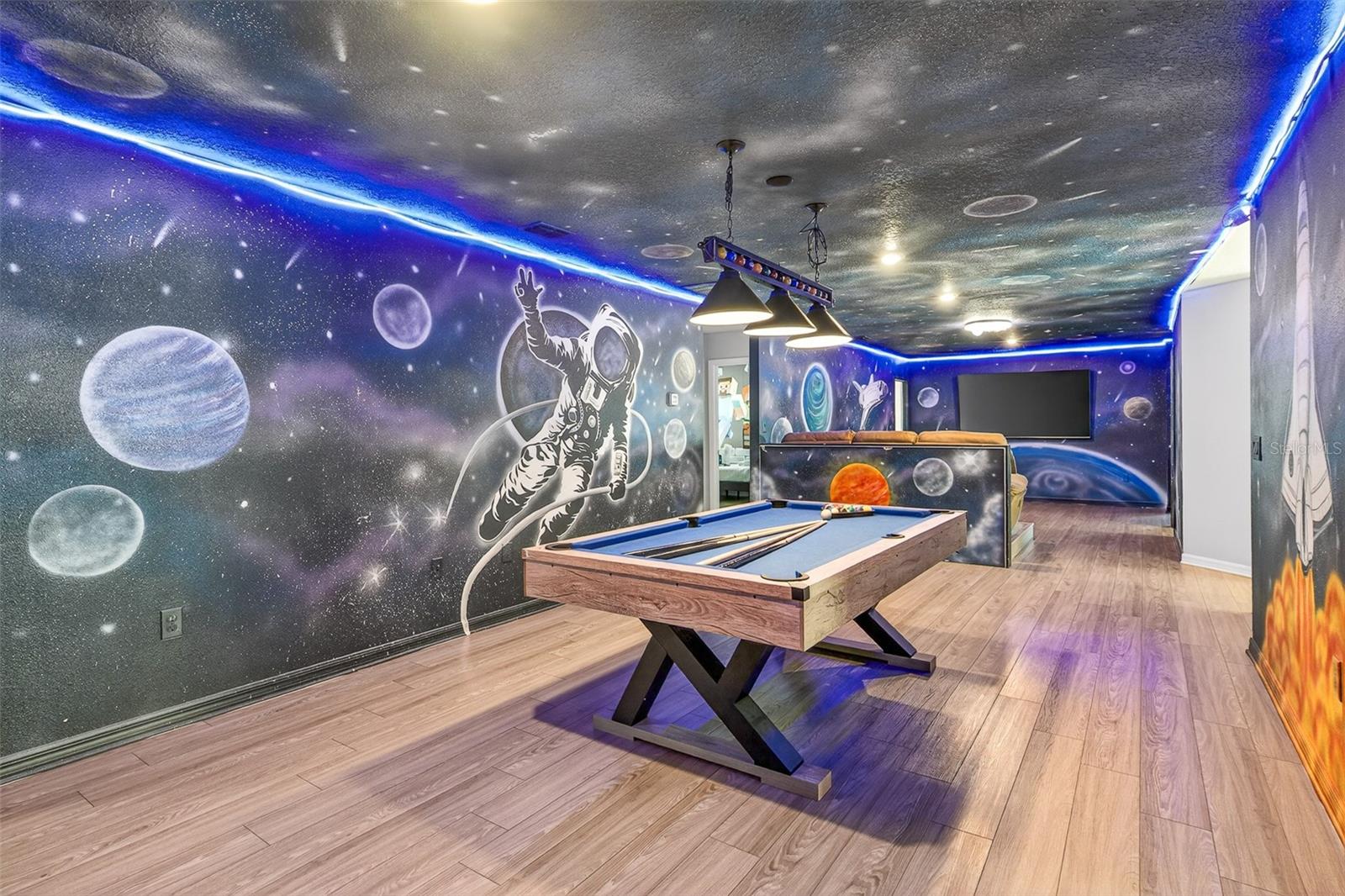 Image 36 of 67 For 3711 Lana Avenue