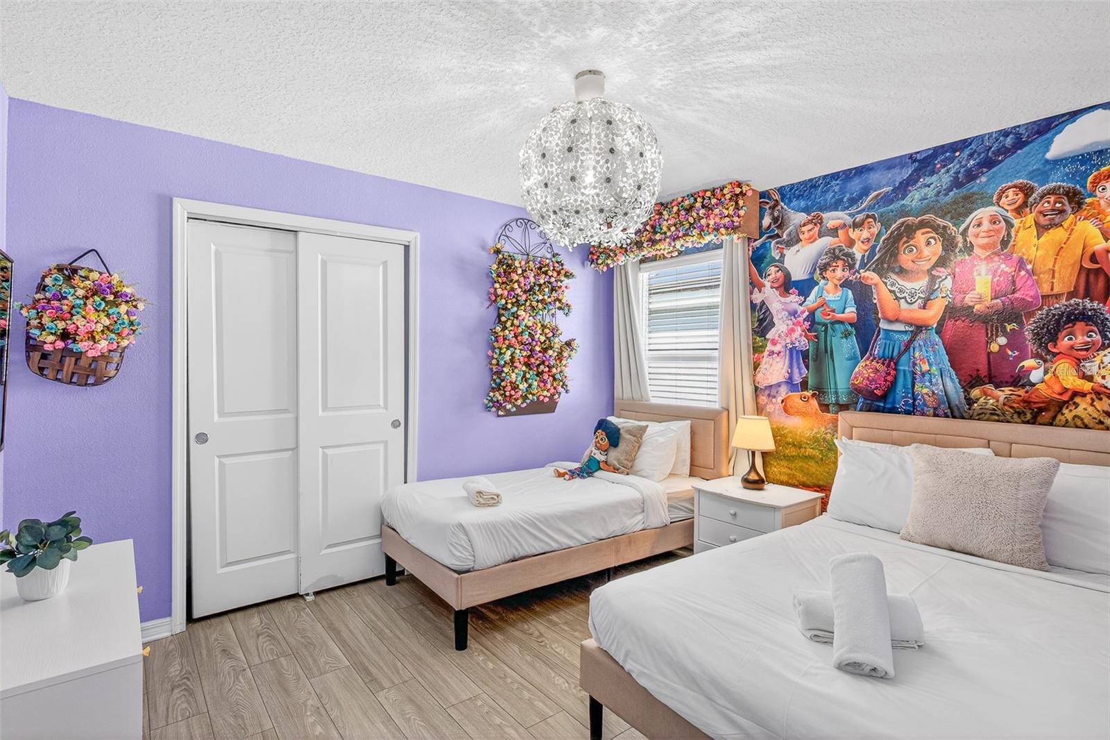 Image 40 of 67 For 3711 Lana Avenue