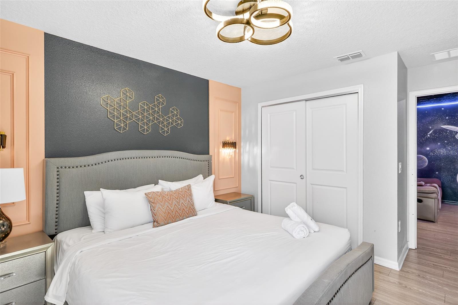 Image 46 of 67 For 3711 Lana Avenue