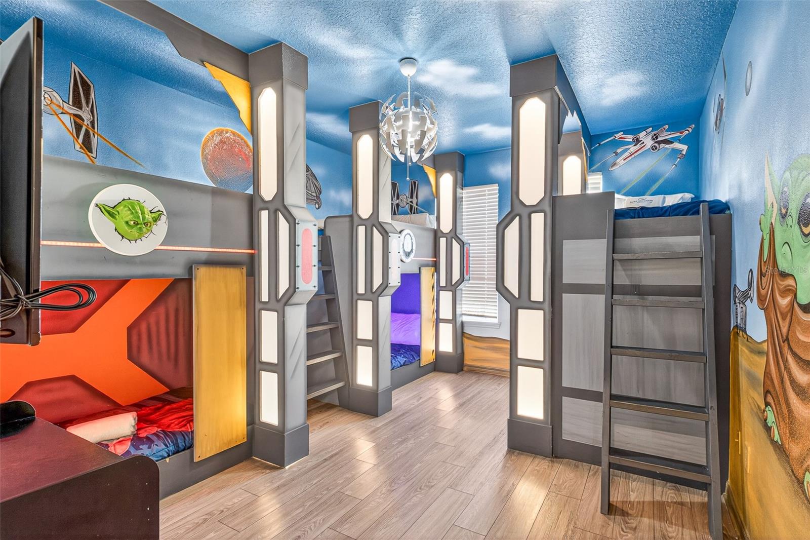 Image 8 of 67 For 3711 Lana Avenue