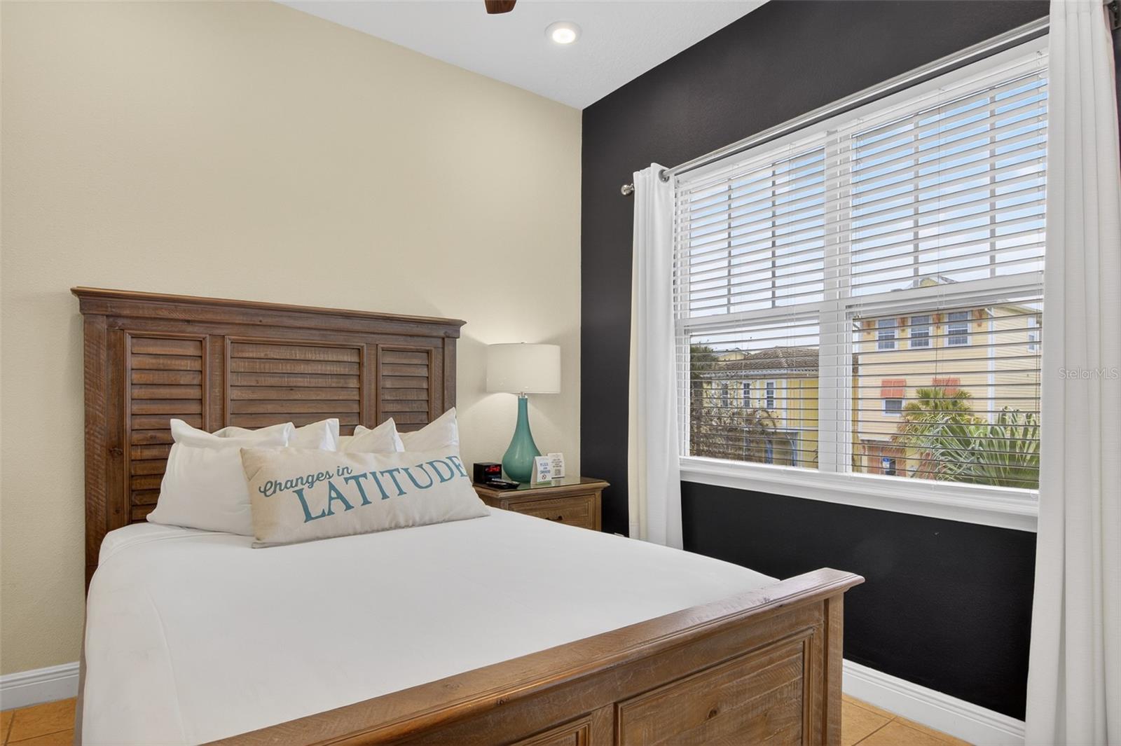 Image 18 of 43 For 8056 Dreamsicle Drive