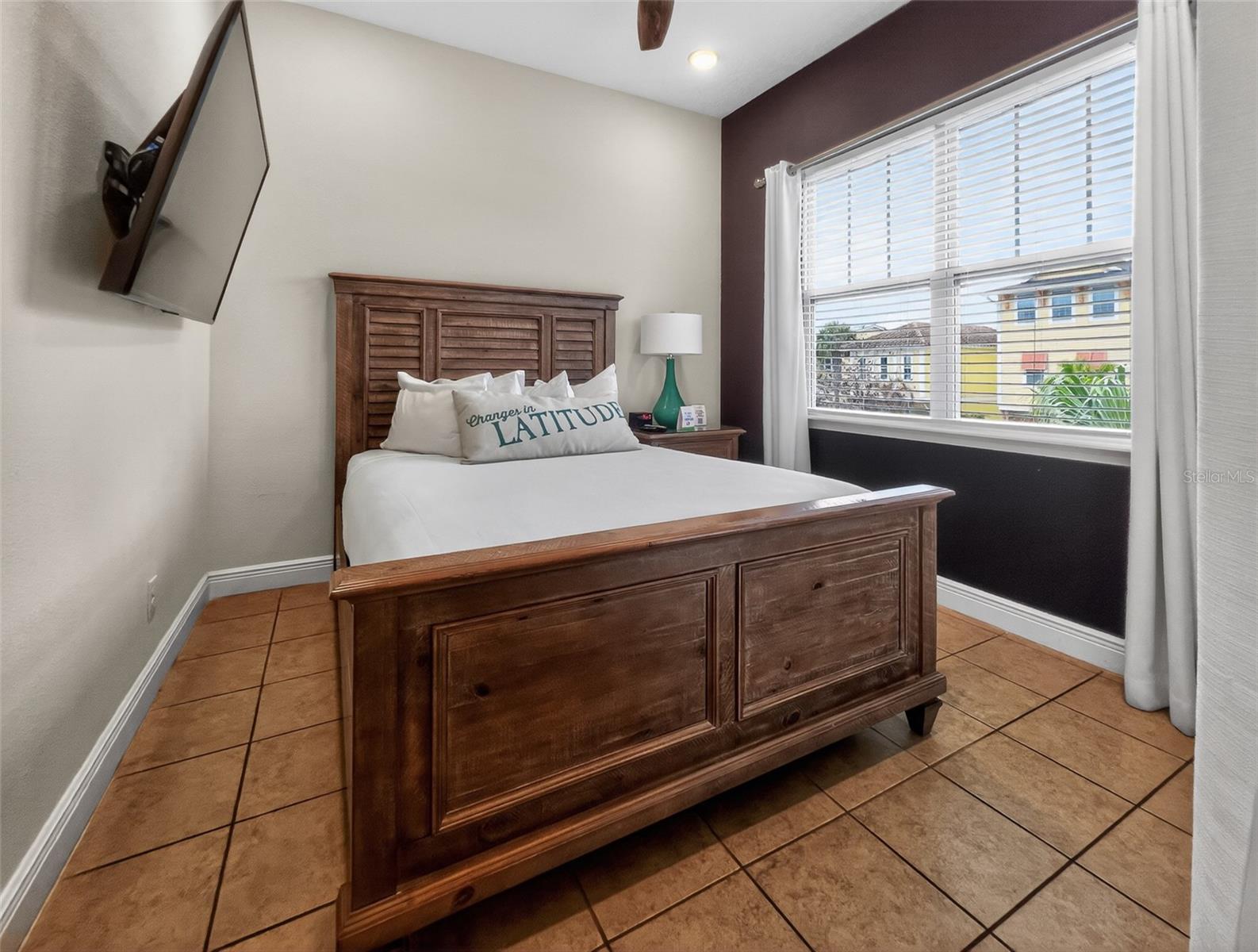 Image 20 of 43 For 8056 Dreamsicle Drive