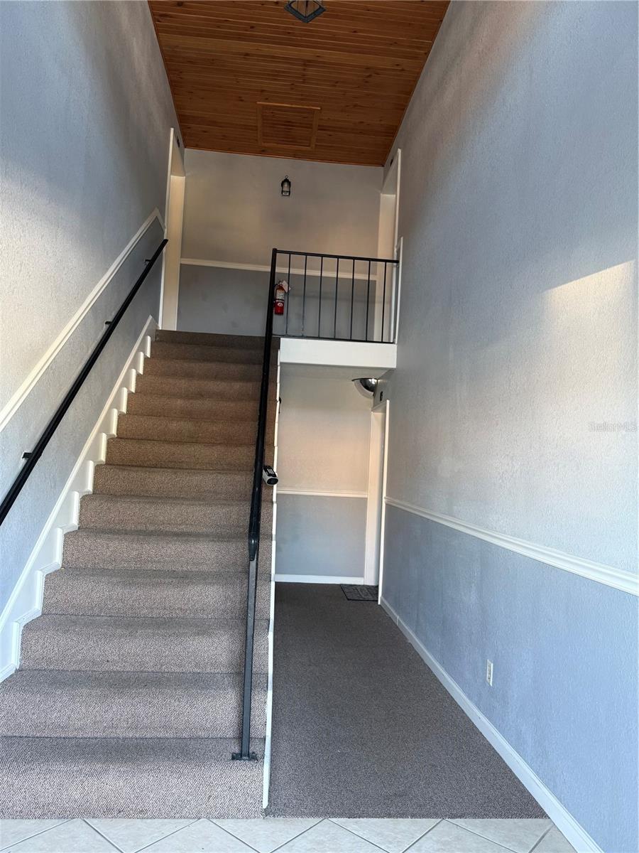 Image 4 of 41 For 102 Lewfield Circle 102