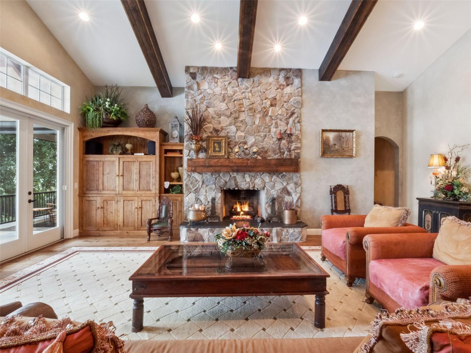 Image 12 of 51 For 1490 Lakeshore Drive