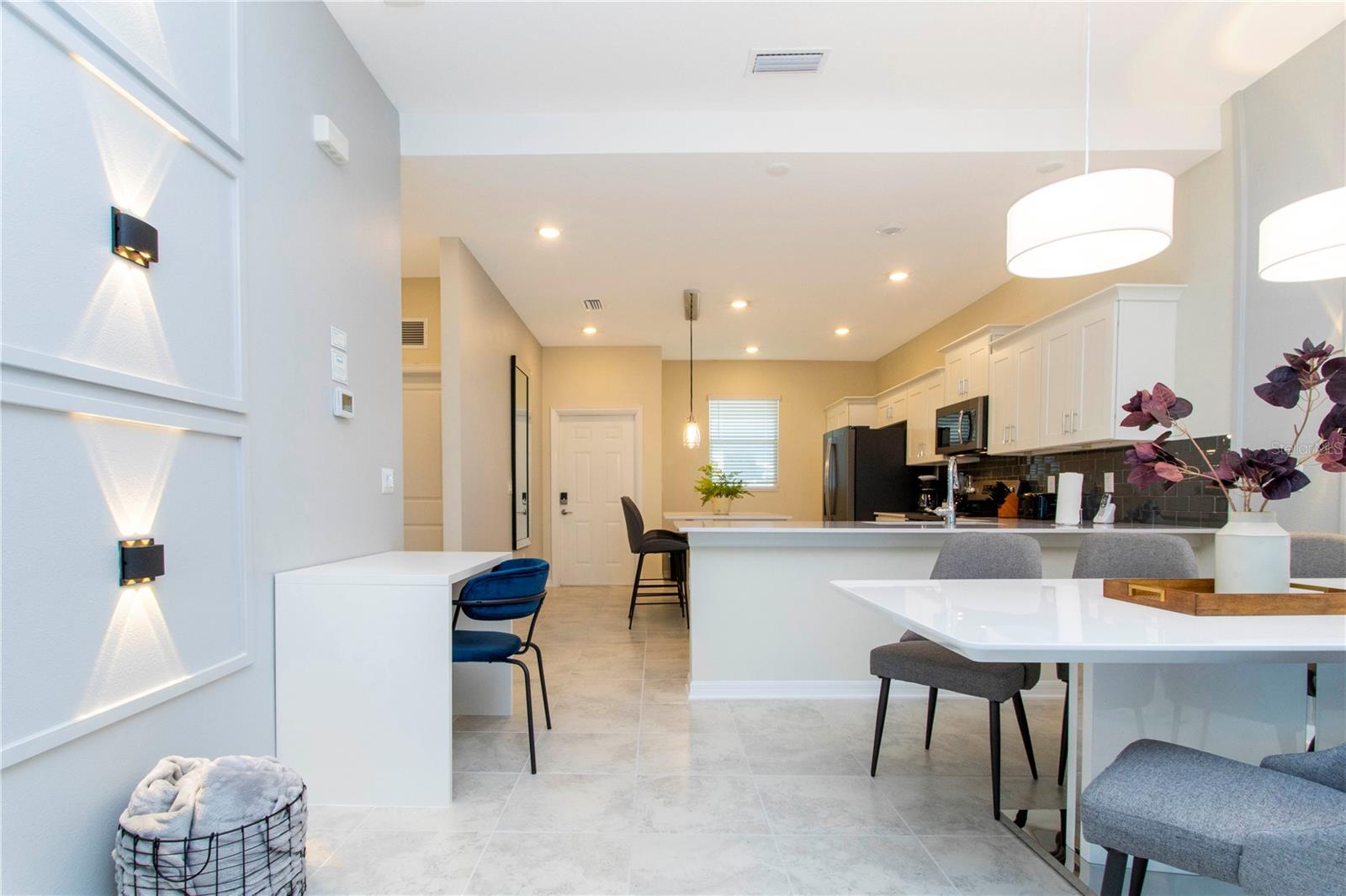 Image 12 of 55 For 3161 Paradox Circle 403