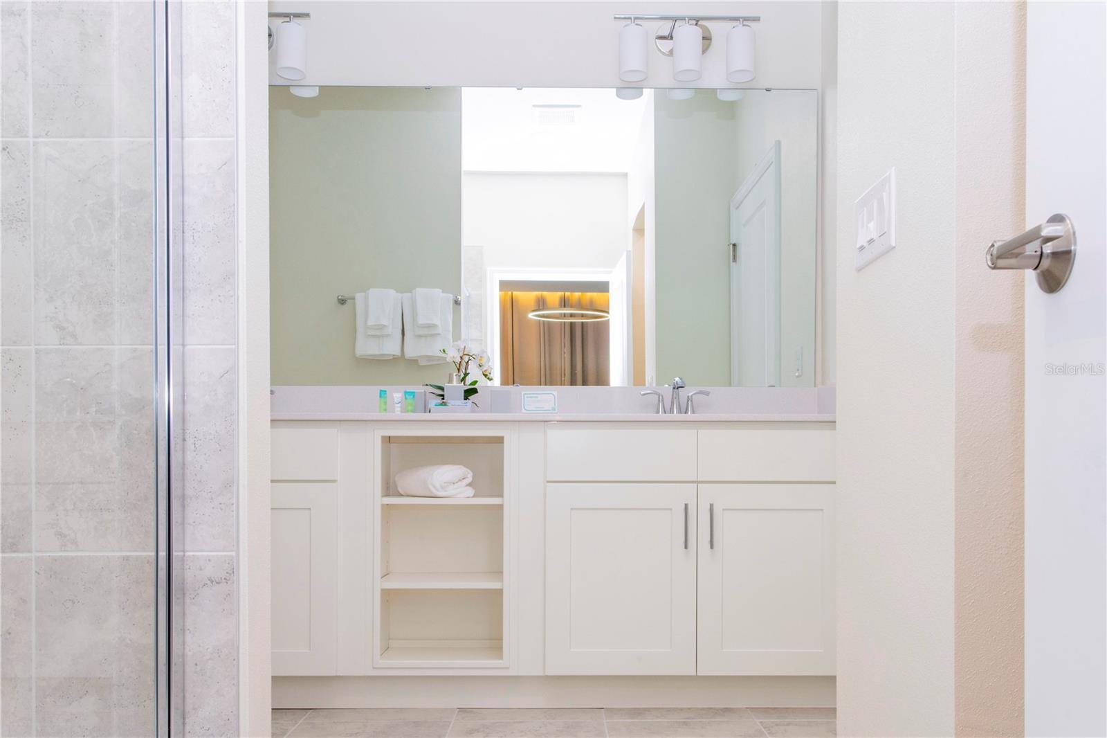 Image 27 of 55 For 3161 Paradox Circle 403