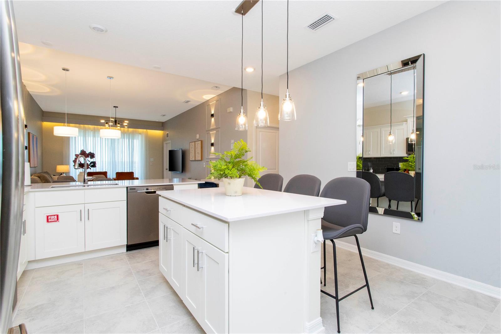 Image 5 of 55 For 3161 Paradox Circle 403