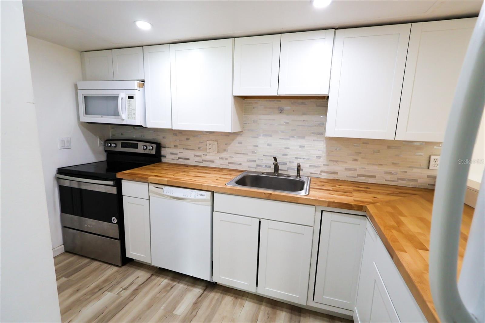 Image 3 of 19 For 2913 Lichen Lane C