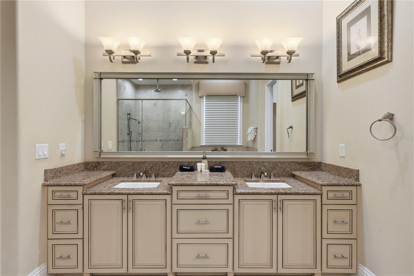 Image 41 of 85 For 441 Muirfield Loop