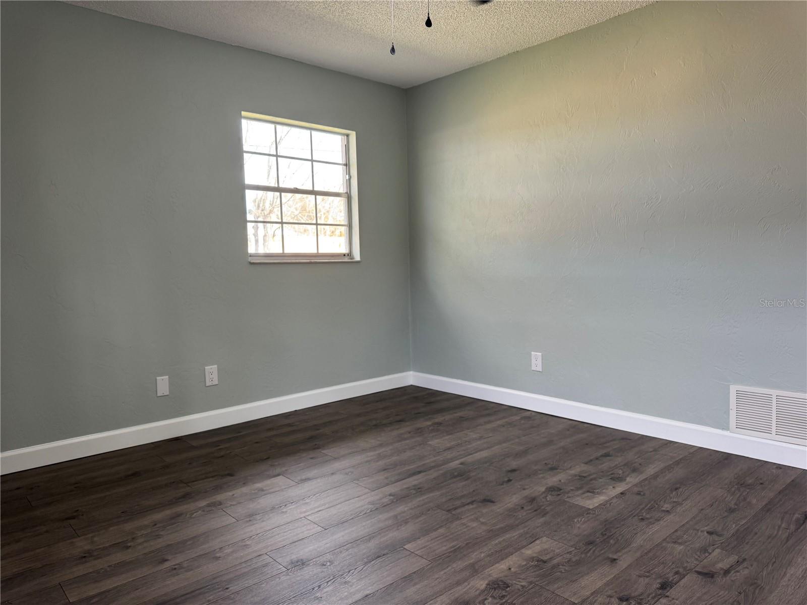 Image 15 of 31 For 1643 Jacobs Road