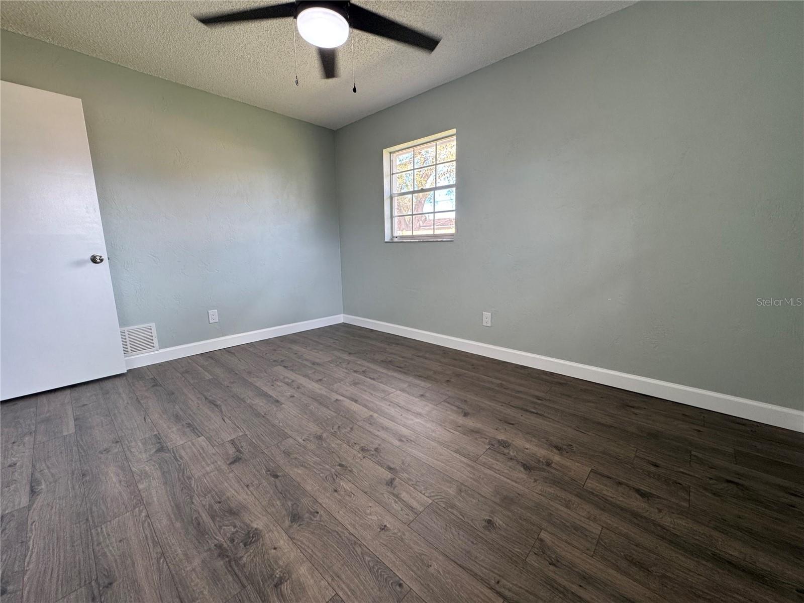 Image 17 of 31 For 1643 Jacobs Road