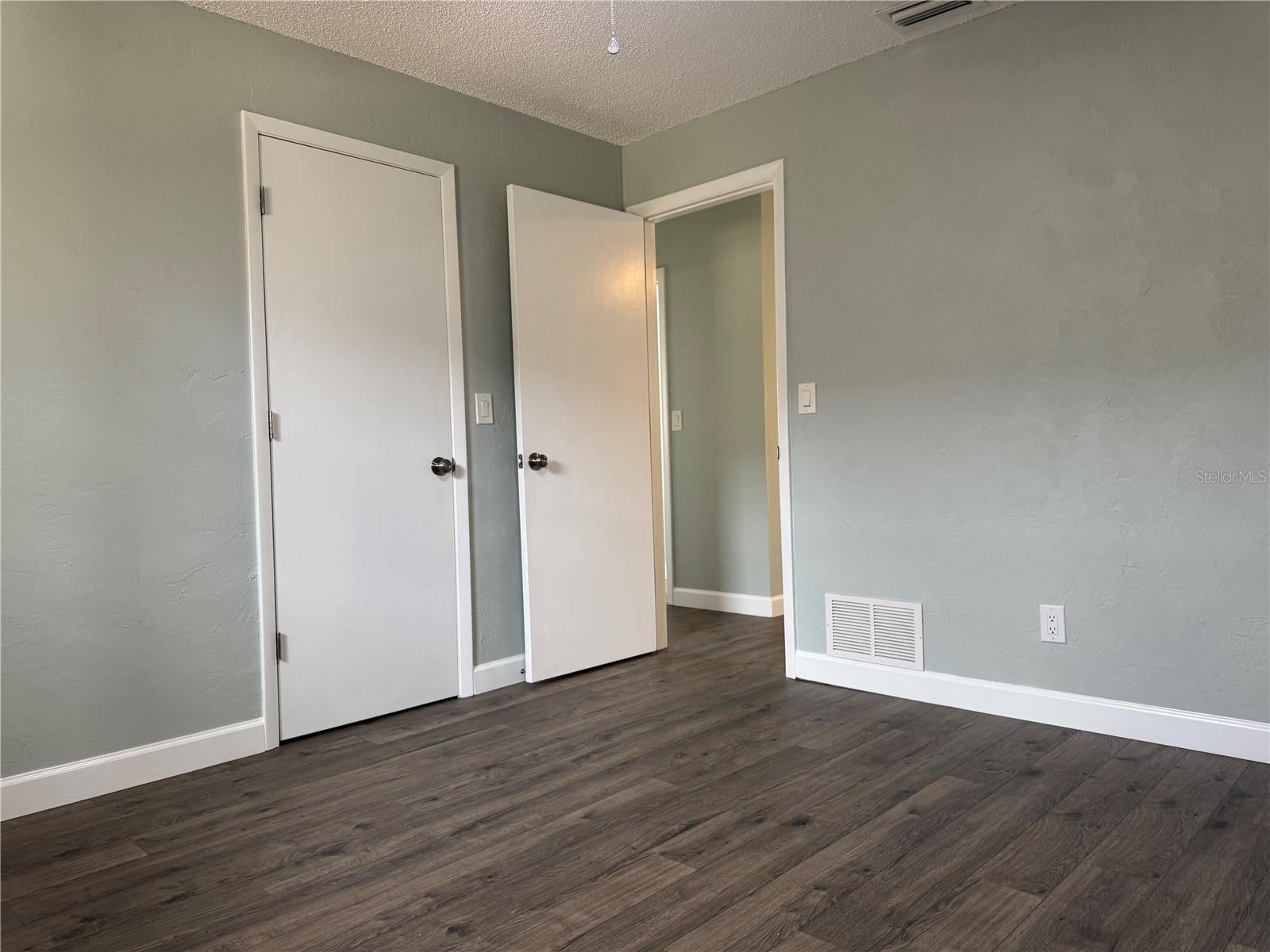 Image 18 of 31 For 1643 Jacobs Road