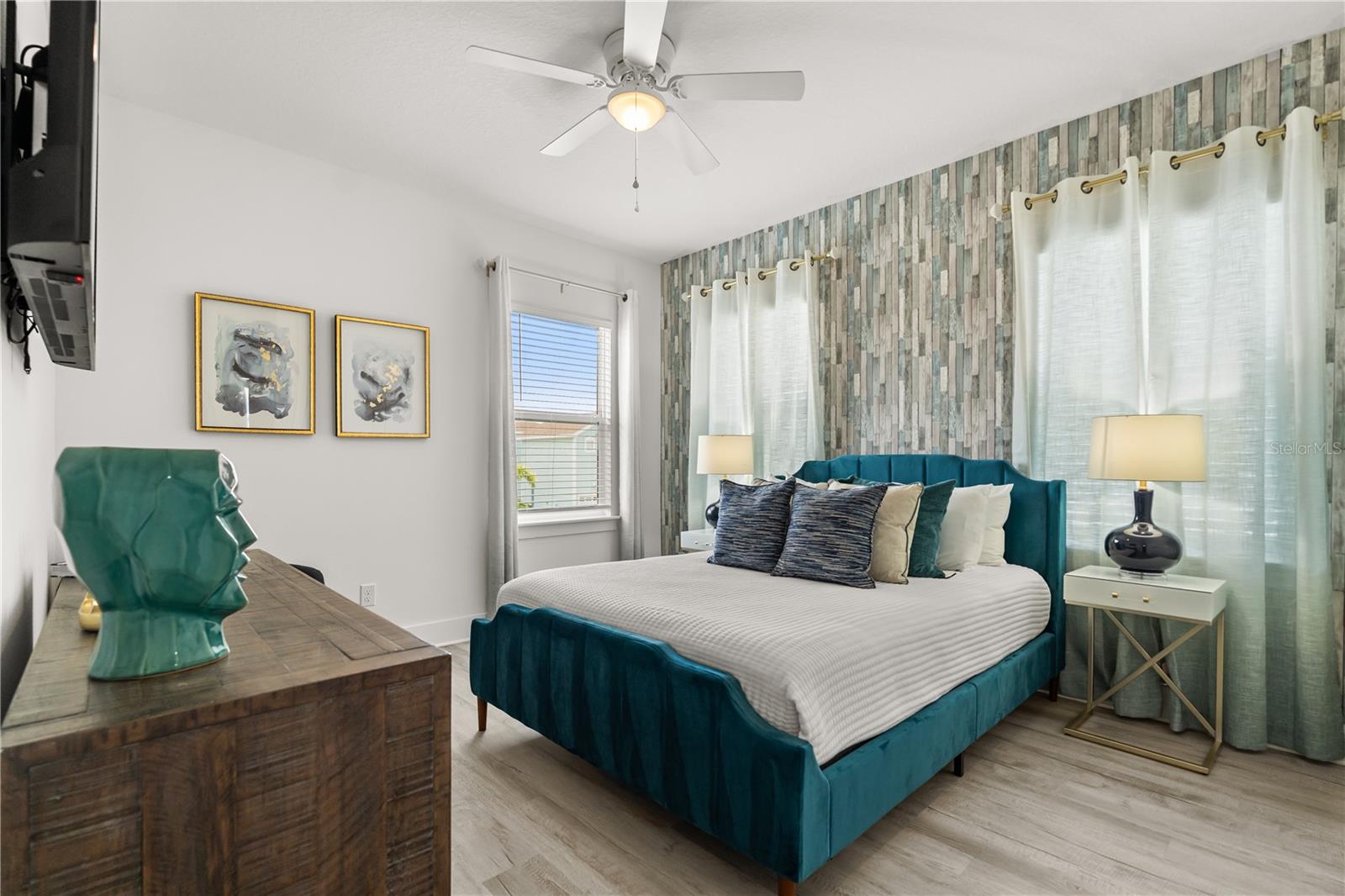 Image 23 of 49 For 7456 Gathering Drive