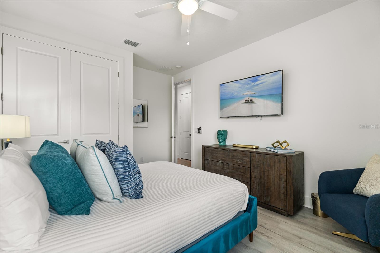 Image 24 of 49 For 7456 Gathering Drive