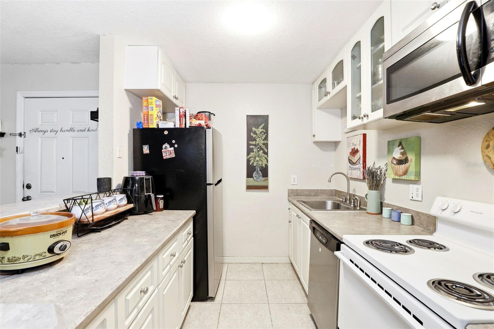 Image 9 of 37 For 2542 Oak Park Way 101