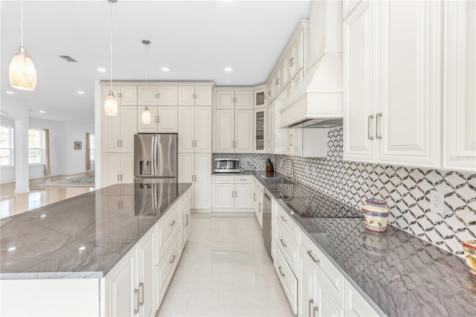 Image 12 of 49 For 3307 Dallas Boulevard