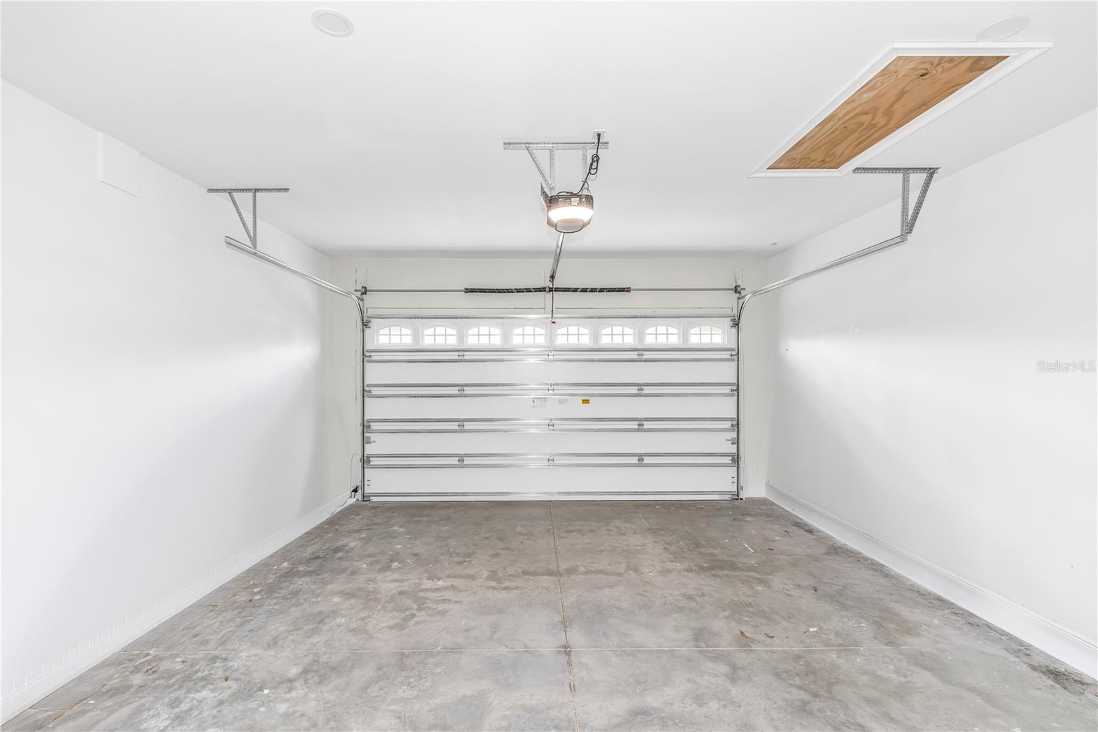 Image 40 of 49 For 3307 Dallas Boulevard