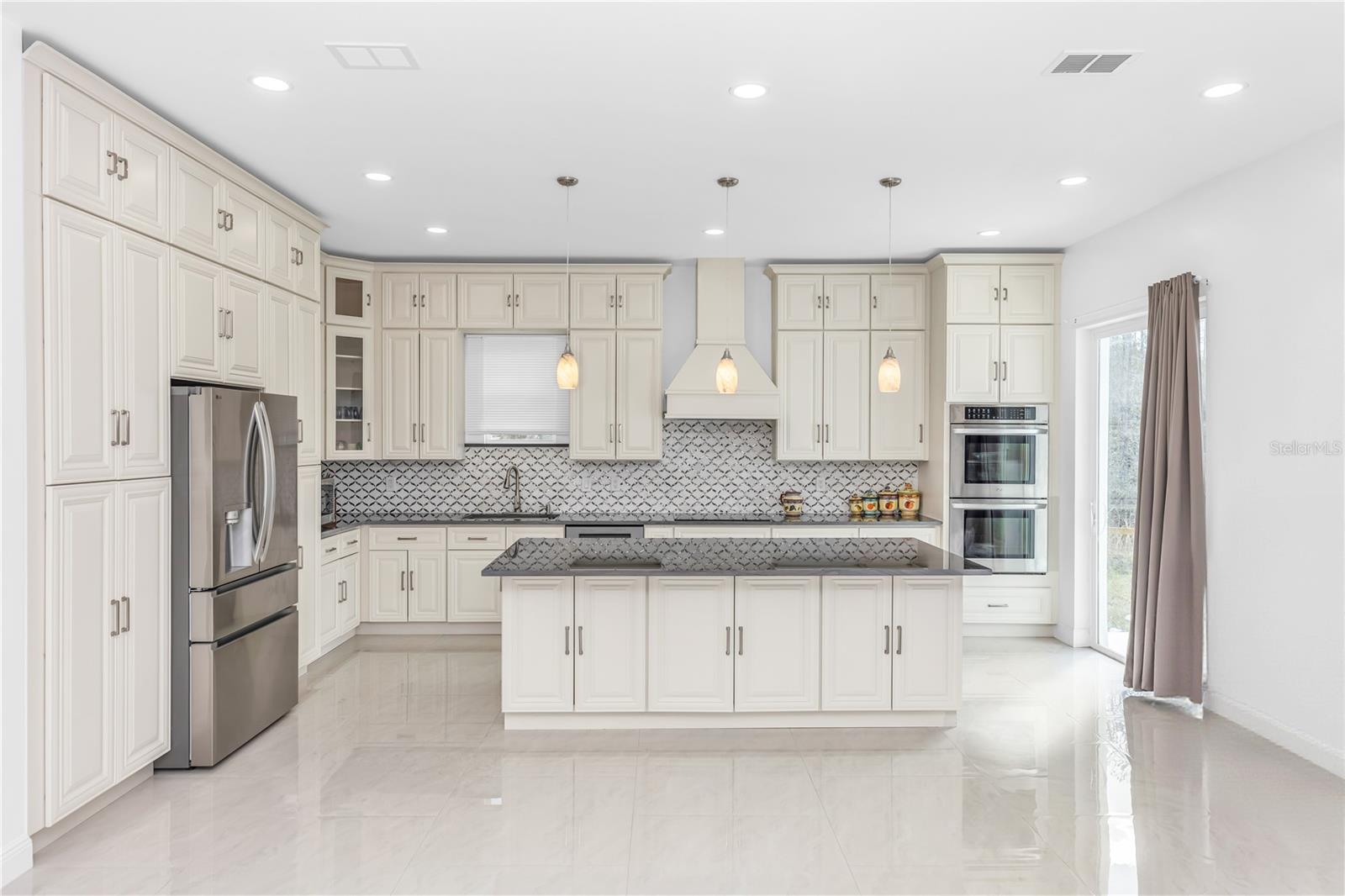 Image 9 of 49 For 3307 Dallas Boulevard