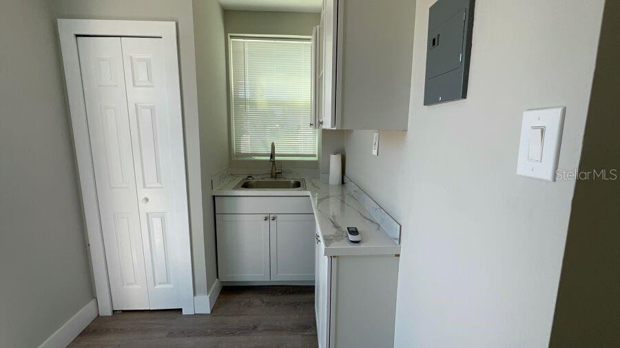 Image 5 of 5 For 706 Harvey  