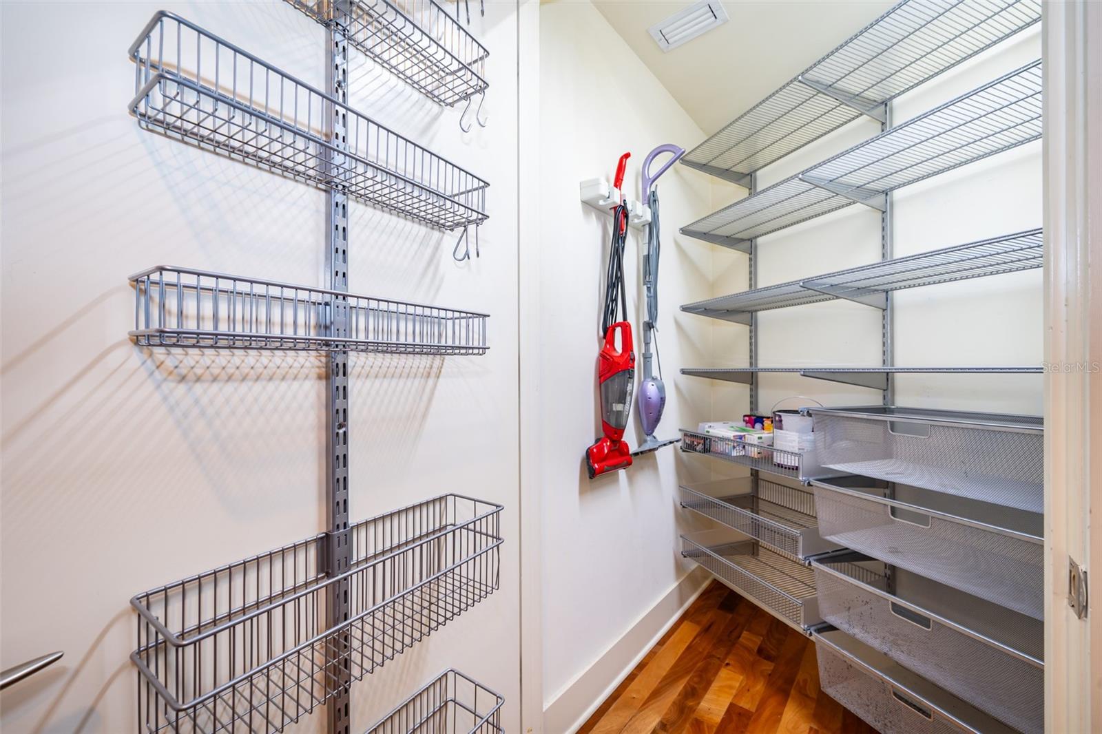 Image 13 of 30 For 260 Osceola Avenue 710