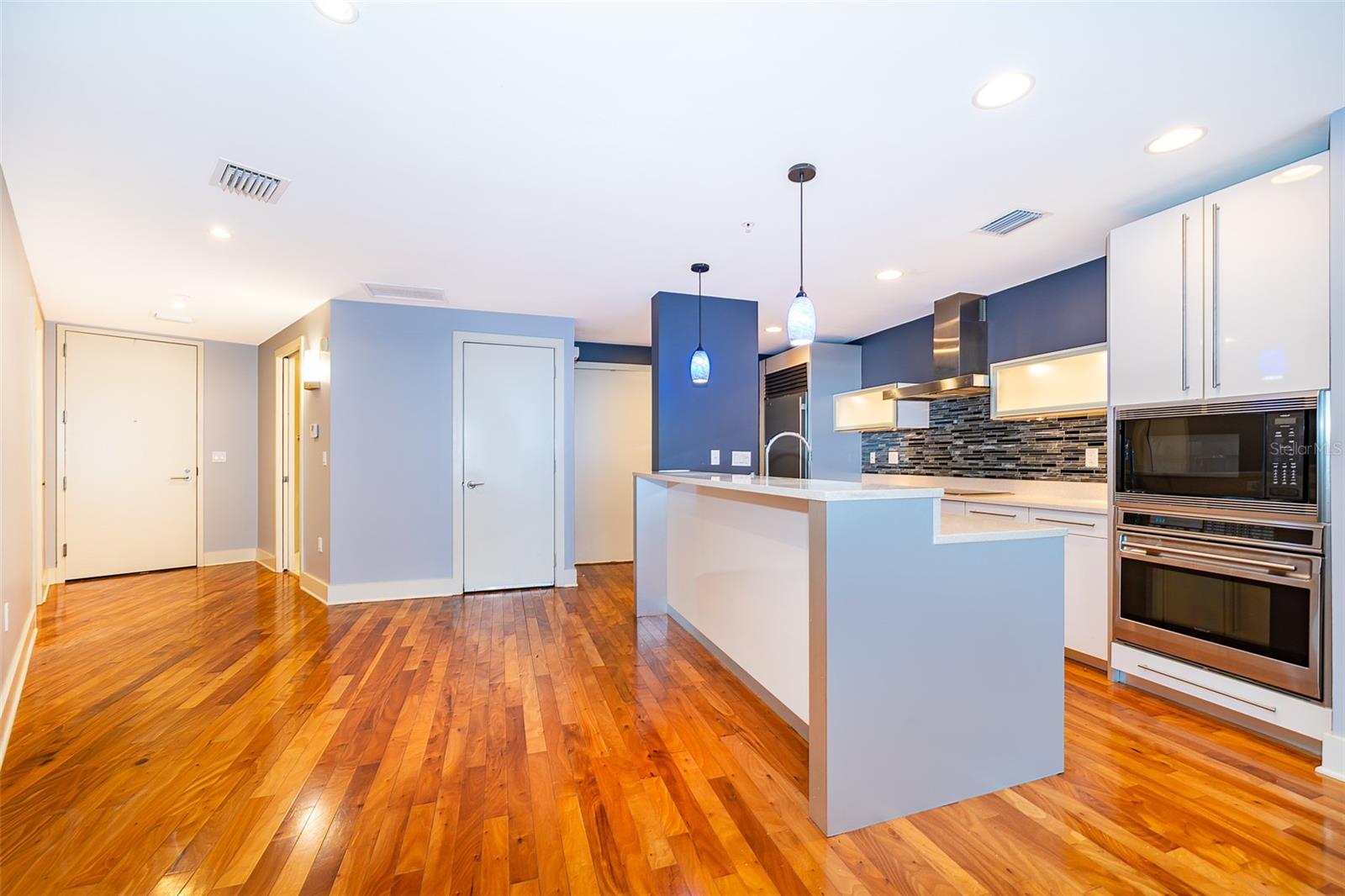 Image 7 of 30 For 260 Osceola Avenue 710