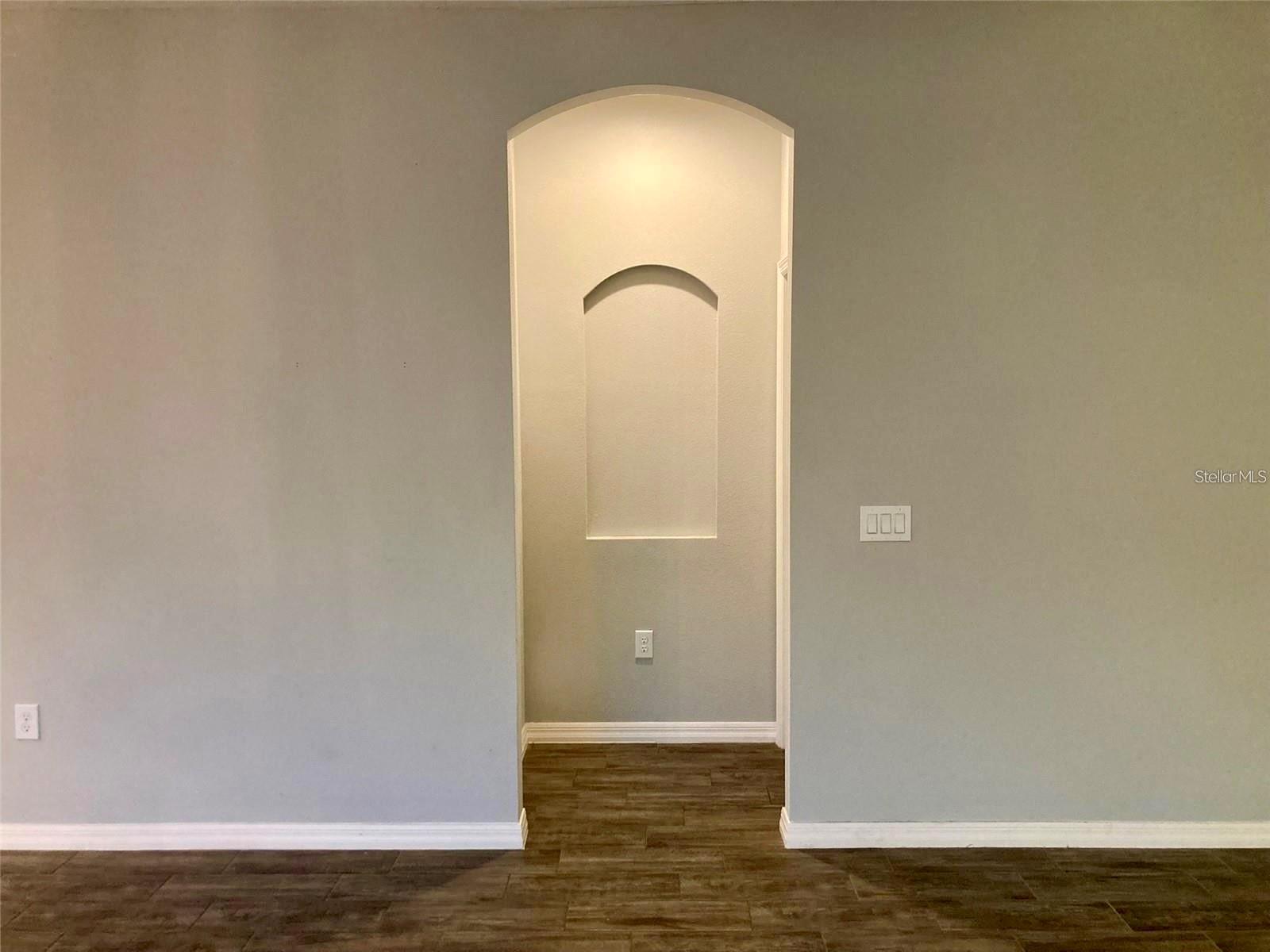 Image 15 of 20 For 2387 Jernigan Loop