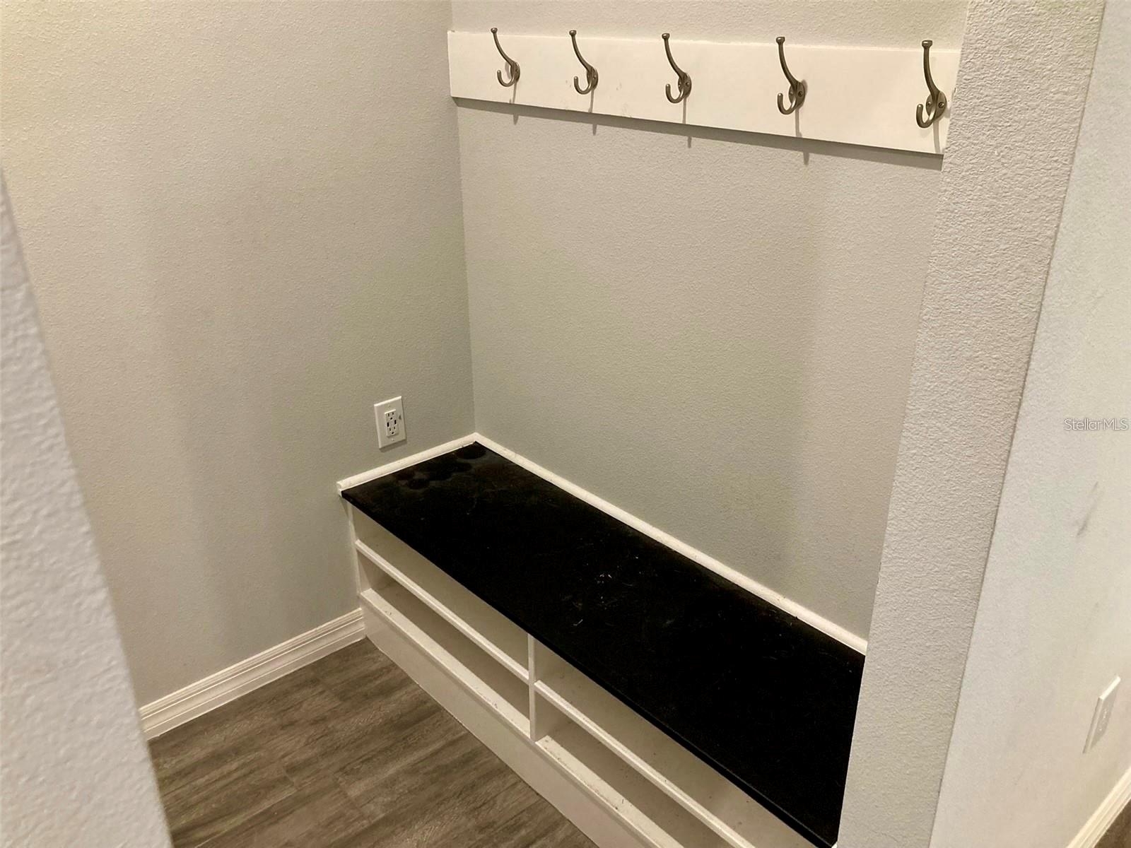 Image 8 of 20 For 2387 Jernigan Loop