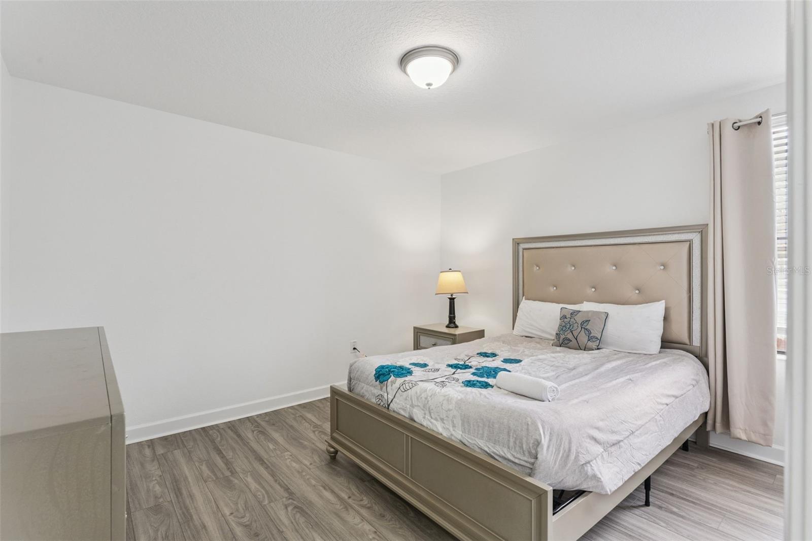 Image 25 of 84 For 1430 Moon Valley Drive