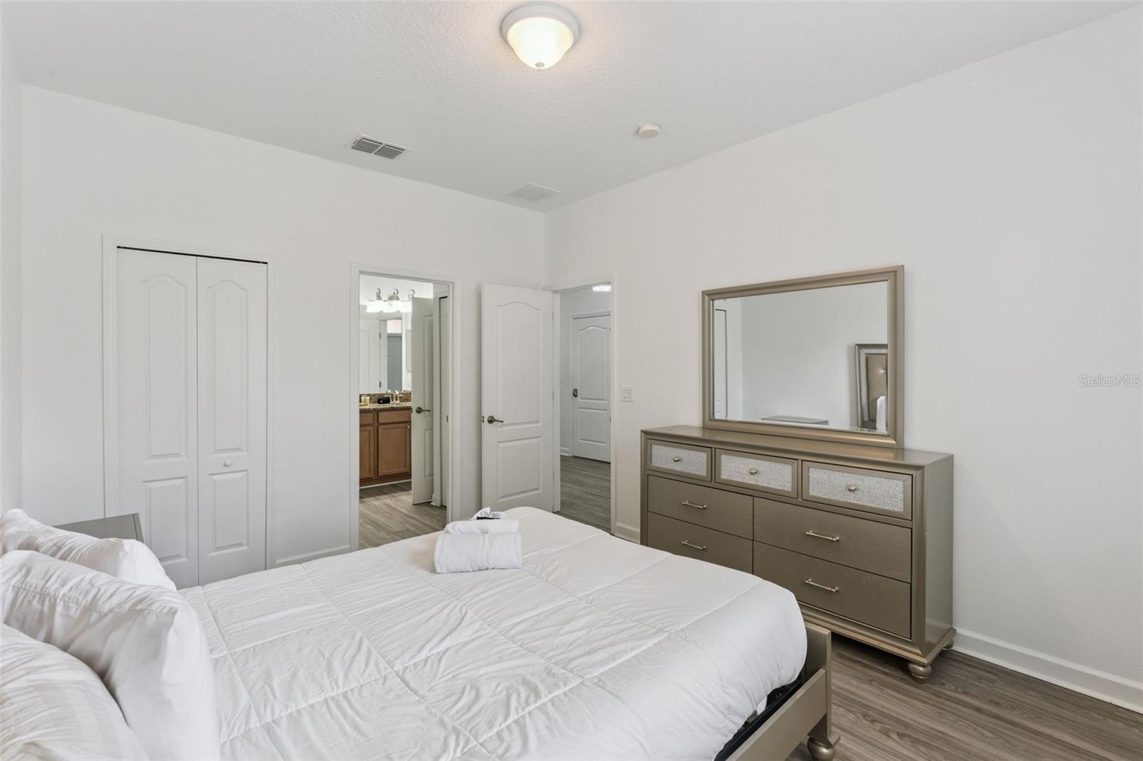 Image 37 of 84 For 1430 Moon Valley Drive