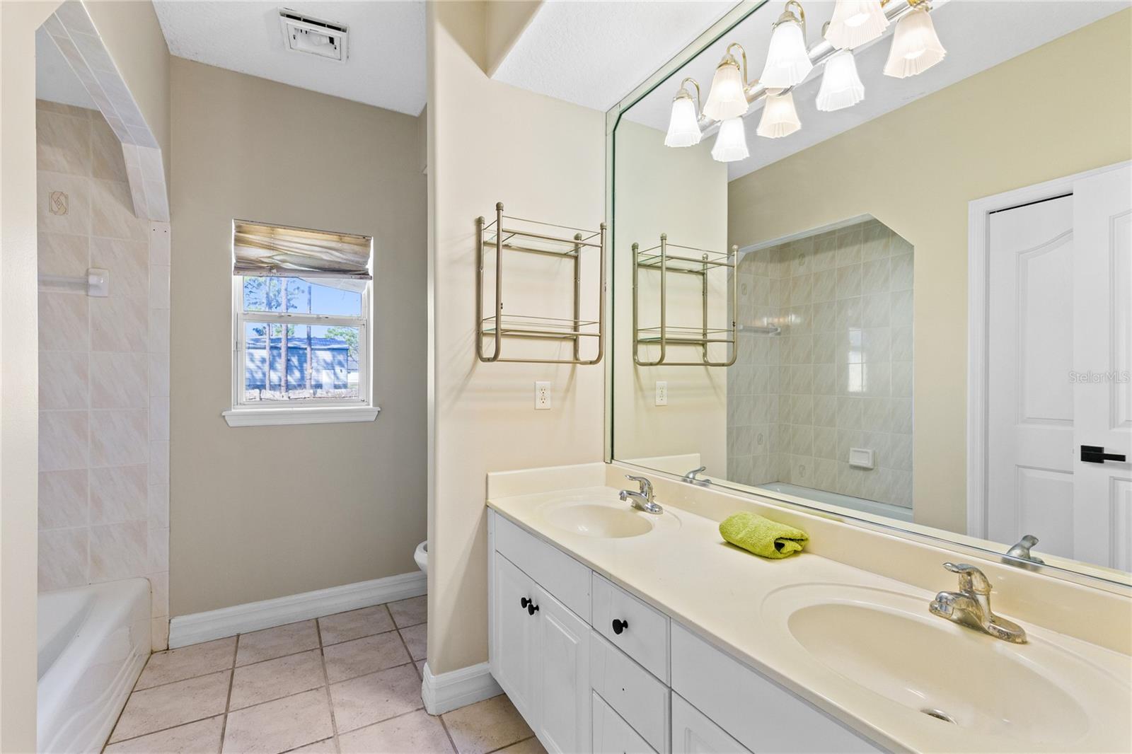 Image 20 of 36 For 19562 Majestic Street