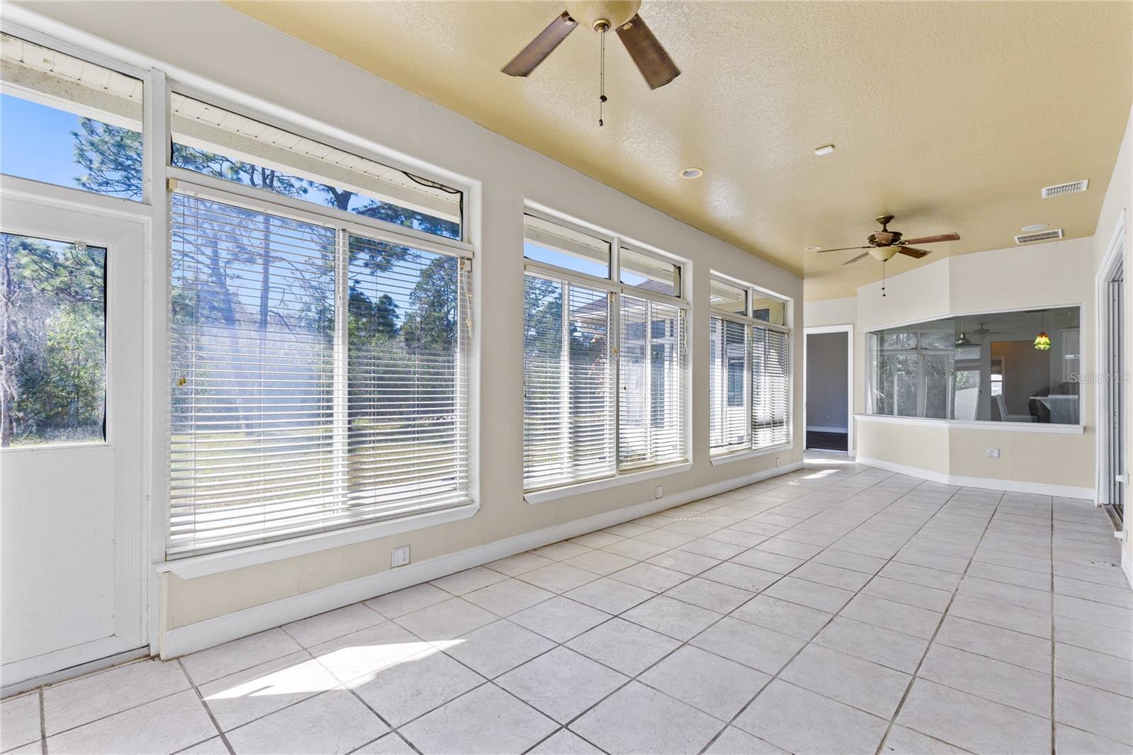 Image 26 of 36 For 19562 Majestic Street