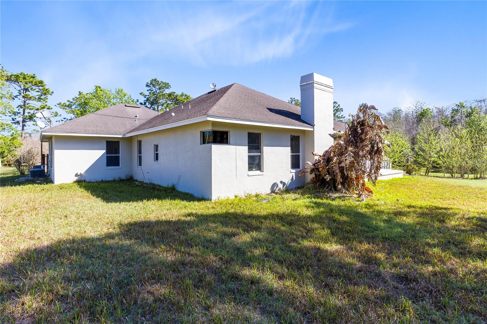 Image 29 of 36 For 19562 Majestic Street