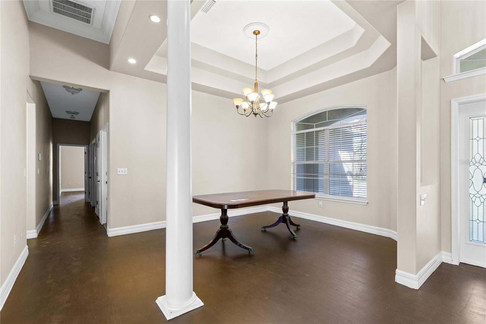 Image 8 of 36 For 19562 Majestic Street