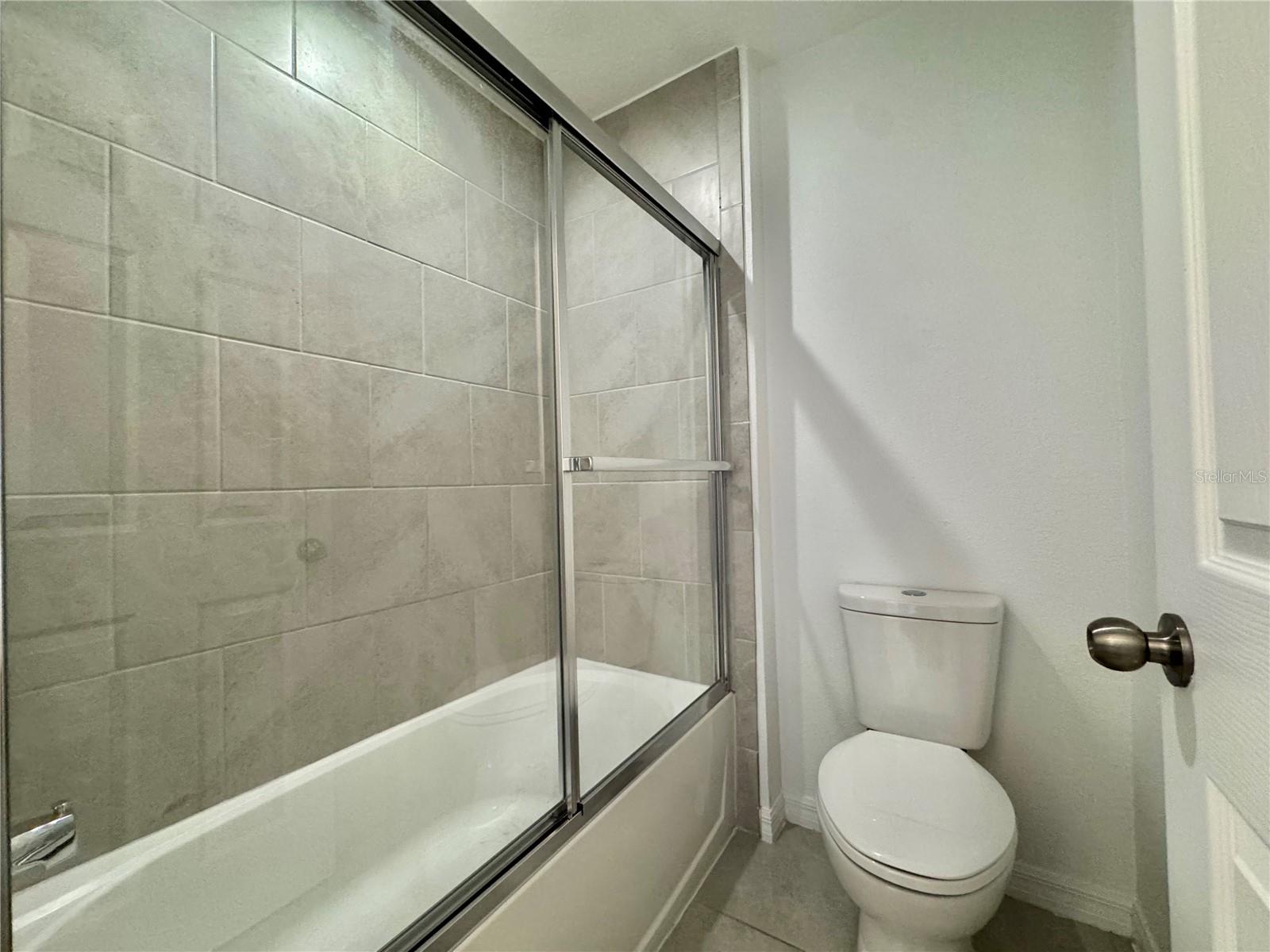 Image 16 of 29 For 8973 Matriarca Alley