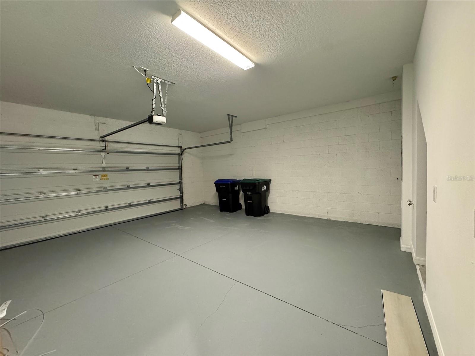 Image 26 of 29 For 8973 Matriarca Alley