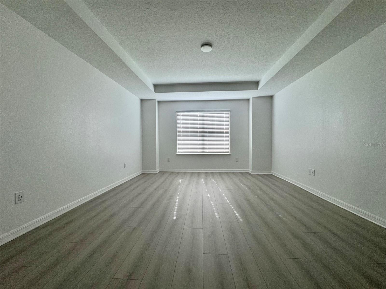 Image 9 of 29 For 8973 Matriarca Alley